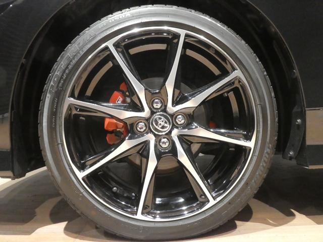 アクア ＧＲスポーツ　ＧＲ専用フロント・リアバンパ－／１７インチアルミ／レッドキャリパ－／ハ－フレザ－スポ－ティシ－ト／ディスプレイオ－ディオ／Ａｐｐｌｅ　ＣａｒＰｌａｙ／トヨタセーフティセンス／ビルトインＥＴＣ／ＬＥＤ（30枚目）