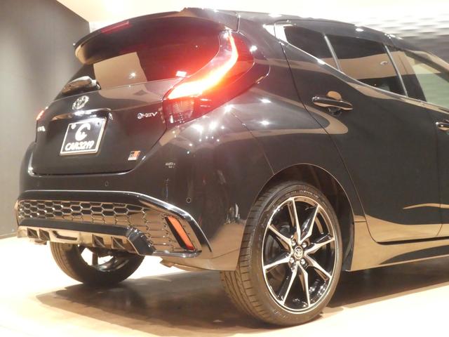 アクア ＧＲスポーツ　ＧＲ専用フロント・リアバンパ－／１７インチアルミ／レッドキャリパ－／ハ－フレザ－スポ－ティシ－ト／ディスプレイオ－ディオ／Ａｐｐｌｅ　ＣａｒＰｌａｙ／トヨタセーフティセンス／ビルトインＥＴＣ／ＬＥＤ（42枚目）