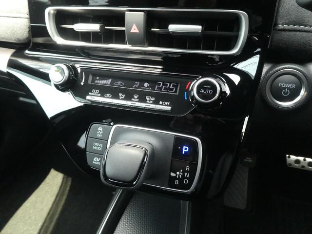 アクア ＧＲスポーツ　ＧＲ専用フロント・リアバンパ－／１７インチアルミ／レッドキャリパ－／ハ－フレザ－スポ－ティシ－ト／ディスプレイオ－ディオ／Ａｐｐｌｅ　ＣａｒＰｌａｙ／トヨタセーフティセンス／ビルトインＥＴＣ／ＬＥＤ（62枚目）