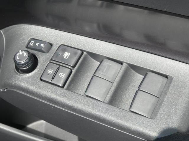 アクア ＧＲスポーツ　ＧＲ専用フロント・リアバンパ－／１７インチアルミ／レッドキャリパ－／ハ－フレザ－スポ－ティシ－ト／ディスプレイオ－ディオ／Ａｐｐｌｅ　ＣａｒＰｌａｙ／トヨタセーフティセンス／ビルトインＥＴＣ／ＬＥＤ（71枚目）