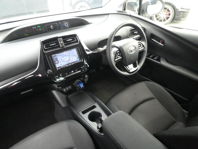 プリウス Ｓ　モデリスタＴＹＰＥフルエアロ／ストラーダナビ／バックカメラ／Ｂｌｕｅｔｏｏｔｈオーディオ／レ－ダ－クル－ズコントロール／ビルトインＥＴＣ／ＬＥＤヘッドライト／トヨタセーフティセンス／セルスタードラレコ（11枚目）