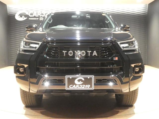 ハイラックス Ｚ　ＧＲスポーツ　ワンオーナー／禁煙車／全周囲カメラ／ＴＲＤハードトノカバー／ベッドライナ－／フロント・サイドカメラ／前後ドラレコ／ハーフレザーＰシート／ＬＥＤヘッド・フォグライト／ＥＴＣ２．０／ＤＡＣ／リアデフロック（3枚目）