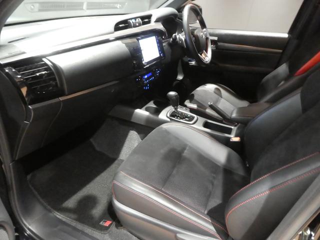 ハイラックス Ｚ　ＧＲスポーツ　ワンオーナー／禁煙車／全周囲カメラ／ＴＲＤハードトノカバー／ベッドライナ－／フロント・サイドカメラ／前後ドラレコ／ハーフレザーＰシート／ＬＥＤヘッド・フォグライト／ＥＴＣ２．０／ＤＡＣ／リアデフロック（9枚目）