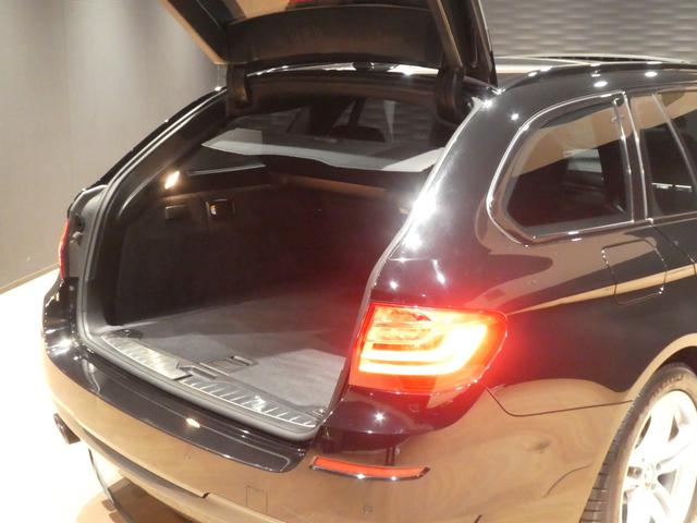 5シリーズ 523dツーリング Mスポーツ サンルーフ/アクティブクルーズ/インテリジェントセーフティ/パワーテールゲート/純正ナビ/Bカメラ/D記録簿/フルセグ/Bluetoothオーディオ/DVD/コンフォートアクセス/パドルシフト/ETC(51枚目)