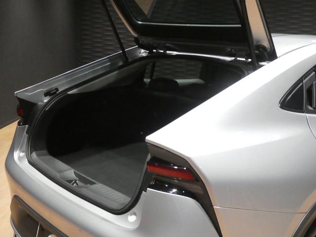 プリウス Ｘ　禁煙車／地デジフルセグテレビ／Ｂカメラ／Ｂｌｕｅｔｏｏｔｈオーディオ／カープレイ／レ－ダ－クル－ズコントロール／ＢＳＭ／ビルトインＥＴＣ２．０／トヨタセーフティセンス／ＬＥＤヘッドライト／テレビキット（46枚目）