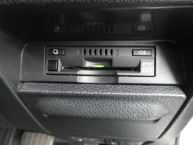 エスクァイア ハイブリッドＧｉ　黒革／２０２５年秋版純正ＳＤナビ／バックカメラ／１２．１ｉｎ後席モニター／地デジフルセグテレビ／ＤＶＤ再生／ビルトインＥＴＣ２．０／ＷＰＳＤ／ＲＳーＲロ－ダウンサス（65枚目）