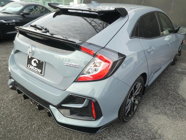 シビック ハッチバック　後期／ソニックグレーパール／フルエアロ／ローダウン／６速ＭＴ／Ｂｌｕｅｔｏｏｔｈ対応ナビ／フルセグ／カメラ／ビルトインＥＴＣ２．０／ＬＥＤヘッドライト・フォグライト／フロントパワーシート／ハーフレザー（45枚目）