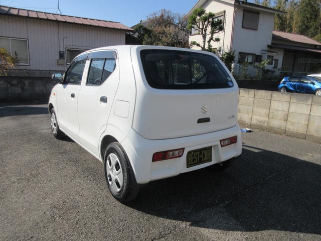 アルト Ｆ　エアコン・パワステ　パワーウインドウ　運・助手席エアバック　ＡＢＳ　キーレス　盗難防止システム　衝突安全ボディ　衝撃緩和ヘッドレスト　ＣＤ　１ヶ月・１０００ｋｍ保証付き（9枚目）