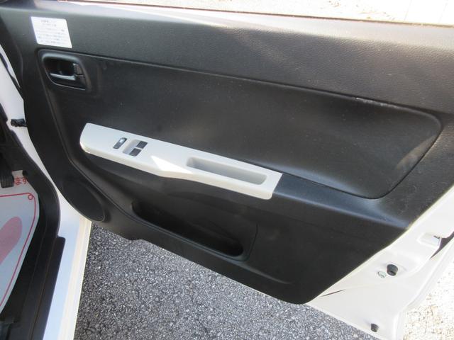 アルト Ｆ　エアコン・パワステ　パワーウインドウ　運・助手席エアバック　ＡＢＳ　キーレス　盗難防止システム　衝突安全ボディ　衝撃緩和ヘッドレスト　ＣＤ　１ヶ月・１０００ｋｍ保証付き（24枚目）