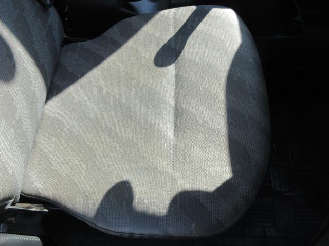 キャリイトラック ＫＣ　エアコン・パワステ　４ＷＤ　１ヶ月．１０００ｋｍ保証付き（25枚目）