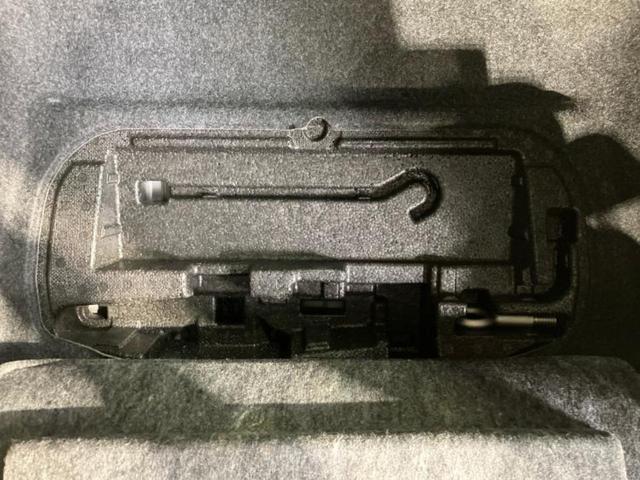 Ｎ－ＯＮＥ プレミアム・Ｌパッケージ２トーンカラースタイル　新品タイヤ／ディスプレイオーディオ／パーキングアシスト　バックガイド／ドライブレコーダー　前後／ヘッドランプ　ＨＩＤ／ＨＤＭＩ接続／ＥＴＣ／ＡＢＳ／横滑り防止装置／アイドリングストップ　バックカメラ（25枚目）