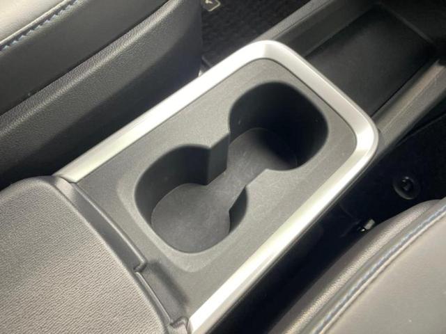 ヴォクシー ハイブリッドＳ－Ｚ　モデリスタエアロ／保証書／ディスプレイオーディオ＋ナビ１０インチ／フリップダウンモニター　純正　１２．８インチ／デジタルインナーミラー／トヨタセーフティセンス／両側電動スライドドア　全周囲カメラ（33枚目）