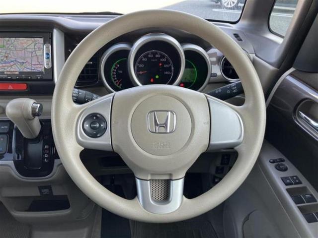 N-BOX SSパッケージ2トーンカラースタイル 保証書/純正 SDナビ/シティーブレーキアクティブシステム(ホンダ)/両側電動スライドドア/ドライブレコーダー 社外/Bluetooth接続/ETC/EBD付ABS/横滑り防止装置 バックカメラ(19枚目)