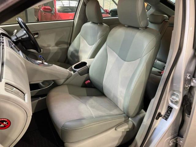 プリウス G 新品タイヤ/純正 SDナビ/シート ハーフレザー/パーキングアシスト バックガイド/ヘッドランプ HID/EBD付ABS/横滑り防止装置/クルーズコントロール/バックモニター バックカメラ 電動シート(6枚目)