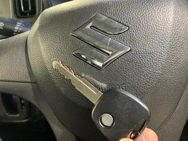 ＷＥＣＡＲＳの展示場では実際に見て、触ってお車をお選びいただけます！知識の豊富な営業スタッフが様々なカーライフをご提案いたします！