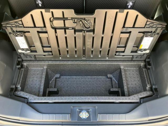 タント ファンクロスターボ　純正　ナビ／スマートアシスト（トヨタ・ダイハツ）／両側電動スライドドア／シートヒーター　前席／車線逸脱防止支援システム／パーキングアシスト　バックガイド／登録済未使用車　ターボ　衝突被害軽減システム（25枚目）