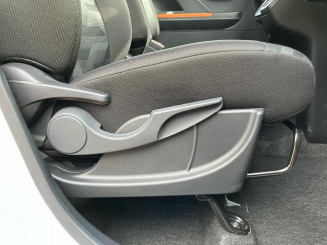 タント ファンクロスターボ　純正　ナビ／スマートアシスト（トヨタ・ダイハツ）／両側電動スライドドア／シートヒーター　前席／車線逸脱防止支援システム／パーキングアシスト　バックガイド／登録済未使用車　ターボ　衝突被害軽減システム（45枚目）