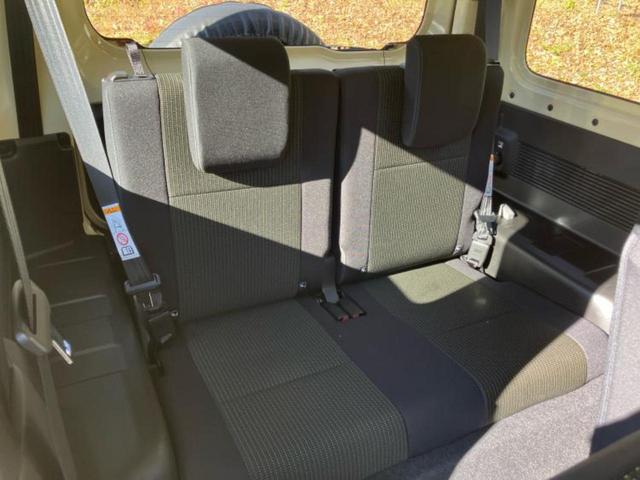 ジムニー ４ＷＤ　ＸＣ　純正　ＳＤナビ／衝突安全装置／シートヒーター　前席／車線逸脱防止支援システム／ヘッドランプ　ＬＥＤ／Ｂｌｕｅｔｏｏｔｈ接続／ＥＢＤ付ＡＢＳ／横滑り防止装置／アイドリングストップ　衝突被害軽減システム（5枚目）