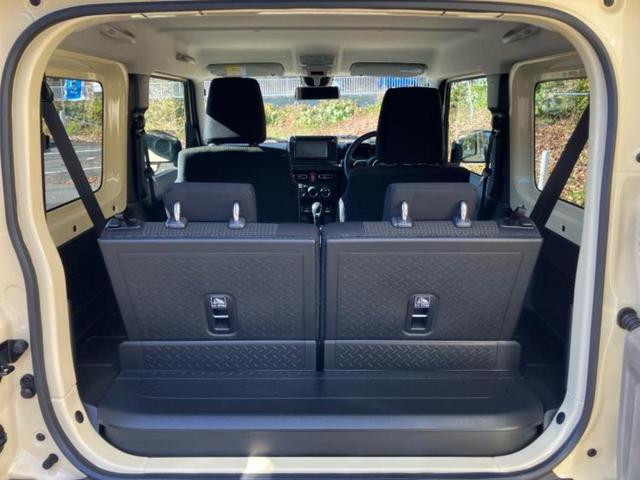 ジムニー ４ＷＤ　ＸＣ　純正　ＳＤナビ／衝突安全装置／シートヒーター　前席／車線逸脱防止支援システム／ヘッドランプ　ＬＥＤ／Ｂｌｕｅｔｏｏｔｈ接続／ＥＢＤ付ＡＢＳ／横滑り防止装置／アイドリングストップ　衝突被害軽減システム（8枚目）