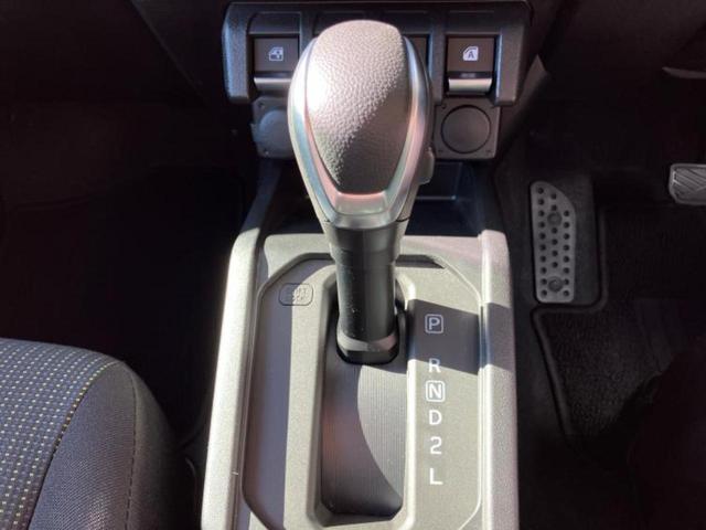 ジムニー ４ＷＤ　ＸＣ　純正　ＳＤナビ／衝突安全装置／シートヒーター　前席／車線逸脱防止支援システム／ヘッドランプ　ＬＥＤ／Ｂｌｕｅｔｏｏｔｈ接続／ＥＢＤ付ＡＢＳ／横滑り防止装置／アイドリングストップ　衝突被害軽減システム（17枚目）