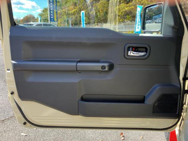 ジムニー ４ＷＤ　ＸＣ　純正　ＳＤナビ／衝突安全装置／シートヒーター　前席／車線逸脱防止支援システム／ヘッドランプ　ＬＥＤ／Ｂｌｕｅｔｏｏｔｈ接続／ＥＢＤ付ＡＢＳ／横滑り防止装置／アイドリングストップ　衝突被害軽減システム（21枚目）