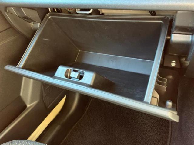 ジムニー ４ＷＤ　ＸＣ　純正　ＳＤナビ／衝突安全装置／シートヒーター　前席／車線逸脱防止支援システム／ヘッドランプ　ＬＥＤ／Ｂｌｕｅｔｏｏｔｈ接続／ＥＢＤ付ＡＢＳ／横滑り防止装置／アイドリングストップ　衝突被害軽減システム（31枚目）