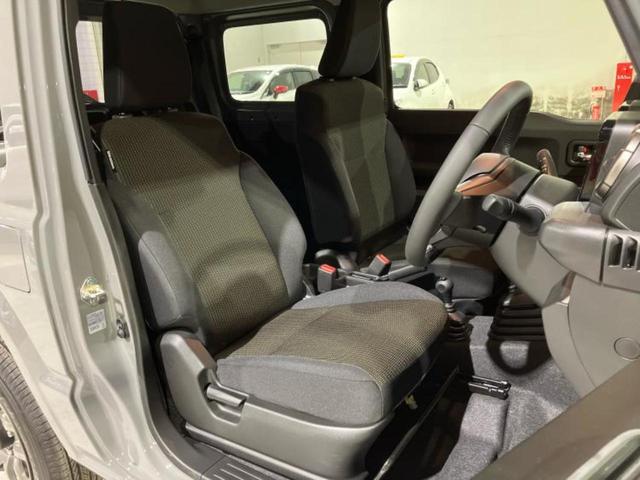 ジムニー ４ＷＤ　ＸＣ　保証書／ディスプレイオーディオ／衝突安全装置／シートヒーター　前席／車線逸脱防止支援システム／ヘッドランプ　ＬＥＤ／ＡＢＳ／横滑り防止装置／アイドリングストップ／クルーズコントロール　ワンオーナー（4枚目）