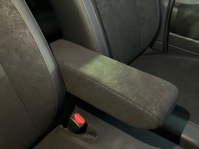 Ｎ－ＢＯＸカスタム ターボ　純正　８インチ　ナビ／ホンダセンシング／両側電動スライドドア／シートヒーター／車線逸脱防止支援システム／シート　ハーフレザー／ドライブレコーダー　純正／ヘッドランプ　ＬＥＤ／ＵＳＢジャック　ドラレコ（31枚目）