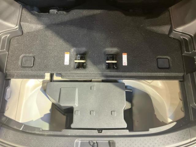 シエンタ ハイブリッドZ 保証書/ディスプレイオーディオ+ナビ10インチ/トヨタセーフティセンス/両側電動スライドドア/パノラミックビューモニター/車線逸脱防止支援システム/ヘッドランプ LED/USBジャック 全周囲カメラ(25枚目)