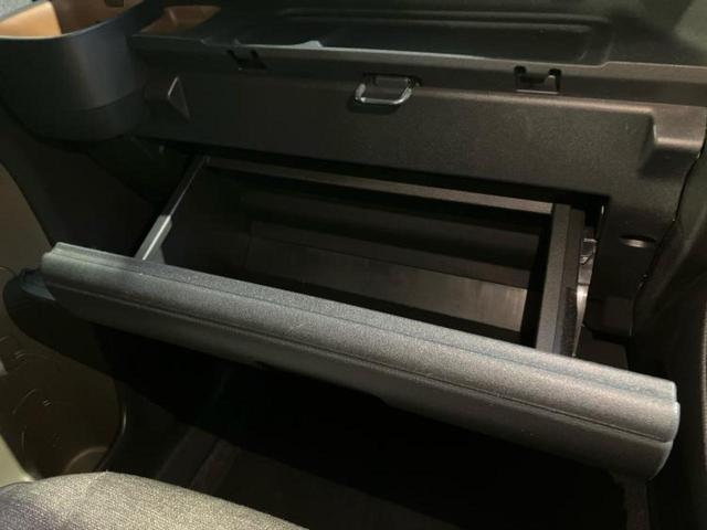 シエンタ ハイブリッドZ 保証書/ディスプレイオーディオ+ナビ10インチ/トヨタセーフティセンス/両側電動スライドドア/パノラミックビューモニター/車線逸脱防止支援システム/ヘッドランプ LED/USBジャック 全周囲カメラ(35枚目)