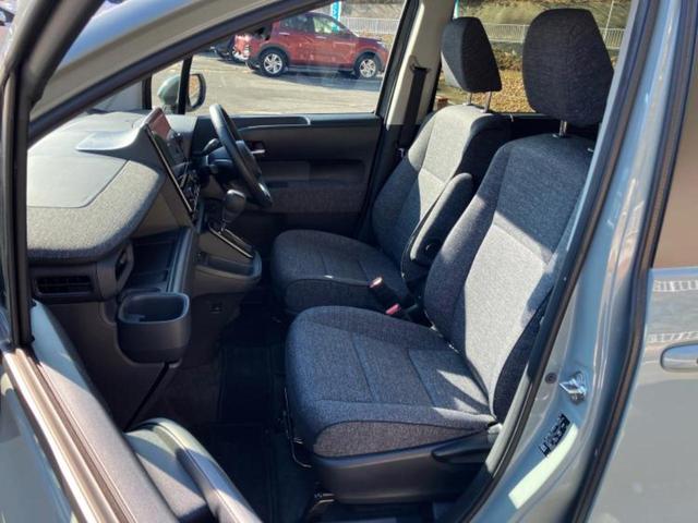 シエンタ Z 新品タイヤ/保証書/ディスプレイオーディオ+ナビ10インチ/衝突安全装置/両側電動スライドドア/シートヒーター 前席/全方位モニター/車線逸脱防止支援システム/ドライブレコーダー 社外 全周囲カメラ(7枚目)