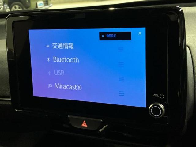 ヤリスクロス ハイブリッドＺ　保証書／ディスプレイオーディオ＋ナビ８インチ／トヨタセーフティセンス／シートヒーター　前席／パノラミックビューモニター／車線逸脱防止支援システム／電動バックドア／ヘッドランプ　ＬＥＤ　全周囲カメラ（10枚目）
