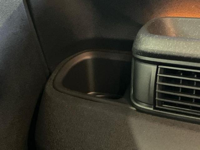 N-BOXカスタム ヒョウジュン 保証書/ホンダセンシング/電動スライドドア/シートヒーター 前席/車線逸脱防止支援システム/ヘッドランプ LED/ABS/横滑り防止装置/アイドリングストップ/バックモニター/禁煙車 バックカメラ(30枚目)