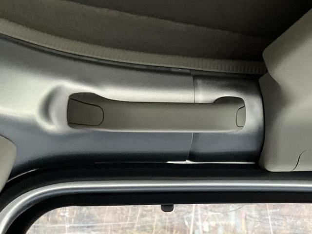 ハイゼットカーゴ デラックス　新品タイヤ／保証書／社外　ＨＤＤナビ／衝突安全装置／車線逸脱防止支援システム／Ｂｌｕｅｔｏｏｔｈ接続／ＥＴＣ／ＥＢＤ付ＡＢＳ／横滑り防止装置／アイドリングストップ／バックモニター／フルセグＴＶ（40枚目）