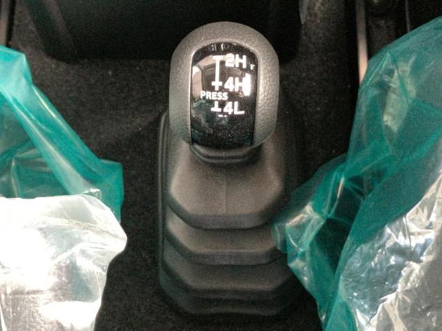 ジムニーノマド ４ＷＤ　ＦＣ　シートヒーター／車線逸脱防止支援システム／ヘッドランプ　ＬＥＤ／ＥＢＤ付ＡＢＳ／横滑り防止装置／アイドリングストップ／クルーズコントロール／エアバッグ　運転席／エアバッグ　助手席　登録／届出済未使用車（28枚目）