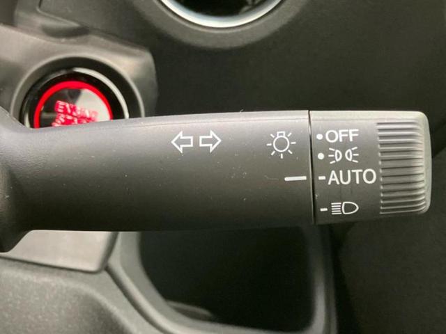 N-BOXカスタム ヒョウジュン 保証書/純正 8インチ ナビ/ホンダセンシング/電動スライドドア/シートヒーター/車線逸脱防止支援システム/ヘッドランプ LED/EBD付ABS/横滑り防止装置/アイドリングストップ レーンアシスト(15枚目)