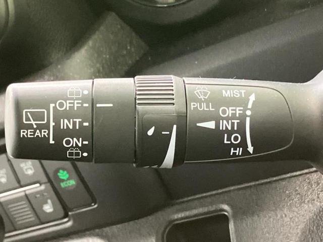 N-BOXカスタム ヒョウジュン 保証書/純正 8インチ ナビ/ホンダセンシング/電動スライドドア/シートヒーター/車線逸脱防止支援システム/ヘッドランプ LED/EBD付ABS/横滑り防止装置/アイドリングストップ レーンアシスト(16枚目)