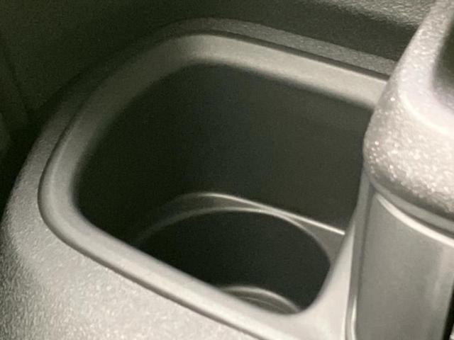 N-BOXカスタム ヒョウジュン 保証書/純正 8インチ ナビ/ホンダセンシング/電動スライドドア/シートヒーター/車線逸脱防止支援システム/ヘッドランプ LED/EBD付ABS/横滑り防止装置/アイドリングストップ レーンアシスト(32枚目)