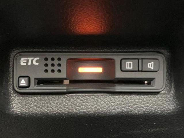 シャトル ハイブリッドZ 保証書/純正 SDナビ/衝突安全装置/シートヒーター/シート ハーフレザー/ヘッドランプ LED/Bluetooth接続/ETC/EBD付ABS/横滑り防止装置/アイドリングストップ/ワンセグTV(18枚目)