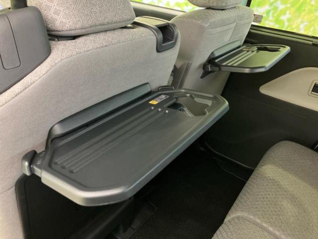 ＷＥＣＡＲＳの展示場では実際に見て、触ってお車をお選びいただけます！知識の豊富な営業スタッフが様々なカーライフをご提案いたします！