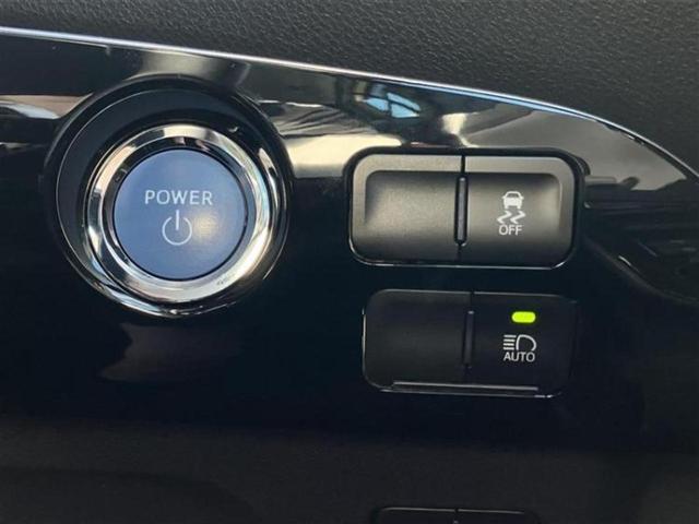 プリウス Sツーリングセレクション 新品タイヤ/保証書/ディスプレイオーディオ+ナビ8インチ/衝突安全装置/シートヒーター/パノラミックビューモニター/車線逸脱防止支援システム/シート 合皮/ドライブレコーダー 前後 全周囲カメラ(15枚目)