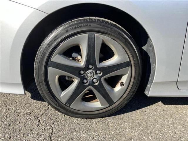 プリウス Sツーリングセレクション 新品タイヤ/保証書/ディスプレイオーディオ+ナビ8インチ/衝突安全装置/シートヒーター/パノラミックビューモニター/車線逸脱防止支援システム/シート 合皮/ドライブレコーダー 前後 全周囲カメラ(18枚目)