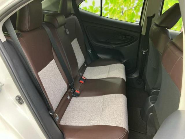 ヤリスクロス ハイブリッドＺ　保証書／ディスプレイオーディオ＋ナビ８インチ／衝突安全装置／シートヒーター／パノラミックビューモニター／車線逸脱防止支援システム／シート　ハーフレザー／ヘッドランプ　ＬＥＤ／ＵＳＢジャック　ＥＴＣ（5枚目）