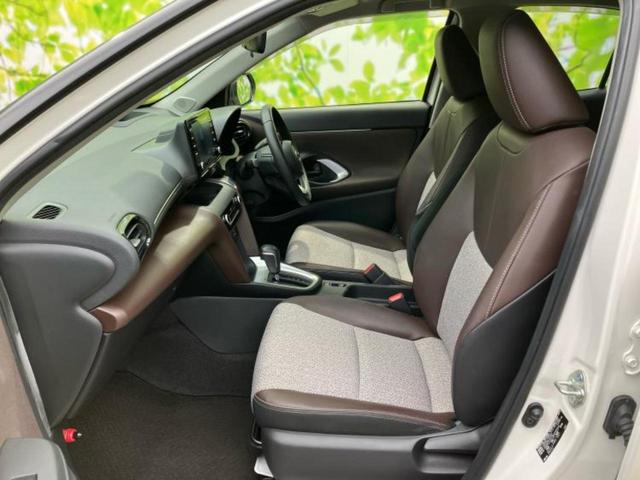 ヤリスクロス ハイブリッドＺ　保証書／ディスプレイオーディオ＋ナビ８インチ／衝突安全装置／シートヒーター／パノラミックビューモニター／車線逸脱防止支援システム／シート　ハーフレザー／ヘッドランプ　ＬＥＤ／ＵＳＢジャック　ＥＴＣ（6枚目）