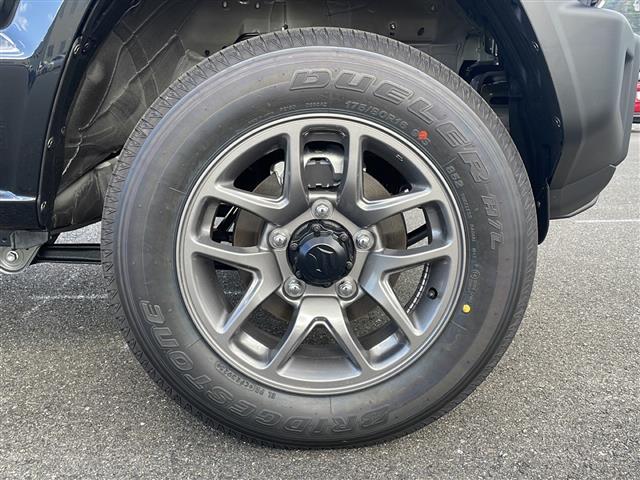 ジムニー XC 未使用車/純正アルミホイール/スマートキー/スペアキー/コーナーセンサー/オートライト/クルーズコントロール/ステアリングリモコン/車線逸脱防止機能/アイドリングストップ/LEDヘッドライト(40枚目)