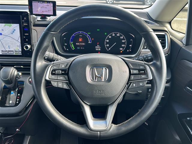 オデッセイハイブリッド ハイブリッド ワンオーナー/本革レザーシート/純正メモリナビ/BSM/360°モニター/レーダークルーズコントロール/シートヒーター/パワーバックドア/ETC2.0(15枚目)