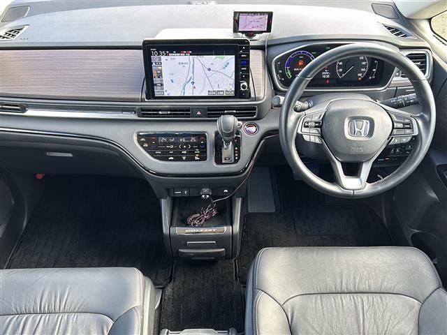 オデッセイハイブリッド ハイブリッド ワンオーナー/本革レザーシート/純正メモリナビ/BSM/360°モニター/レーダークルーズコントロール/シートヒーター/パワーバックドア/ETC2.0(42枚目)