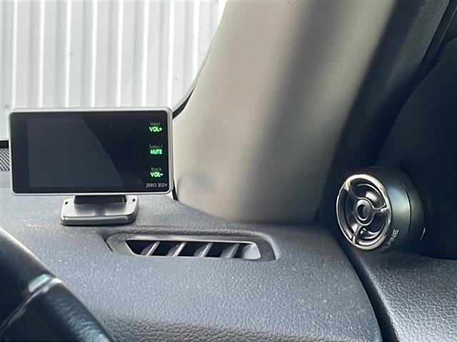 エクストレイル ２０Ｘ　エマージェンシーブレーキパッケージ　純正８型メモリナビ／フルセグＴＶ／フリップダウンモニター／バックカメラ／前方向ドライブレコーダー／前席シートヒーター／ＬＥＤヘッドライト／オートライト／コーナーセンサー／純正１７インチアルミホイール（10枚目）