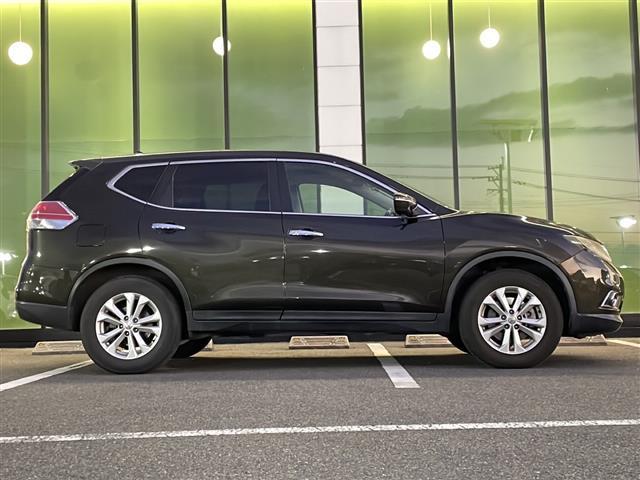 エクストレイル ２０Ｘ　エマージェンシーブレーキパッケージ　純正８型メモリナビ／フルセグＴＶ／フリップダウンモニター／バックカメラ／前方向ドライブレコーダー／前席シートヒーター／ＬＥＤヘッドライト／オートライト／コーナーセンサー／純正１７インチアルミホイール（38枚目）