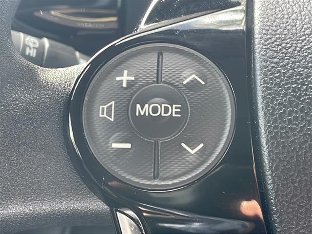 アクア Ｓ　スタイルブラック　プリクラッシュセーフティスタート　純正メモリナビＴＶ　バックカメラ　ビルトインＥＴＣ２．０　純正ドライブレコーダー　純正アルミ　プッシュスタートエンジン　前後コーナーセンサー　保証書・取説　スペアキー（10枚目）